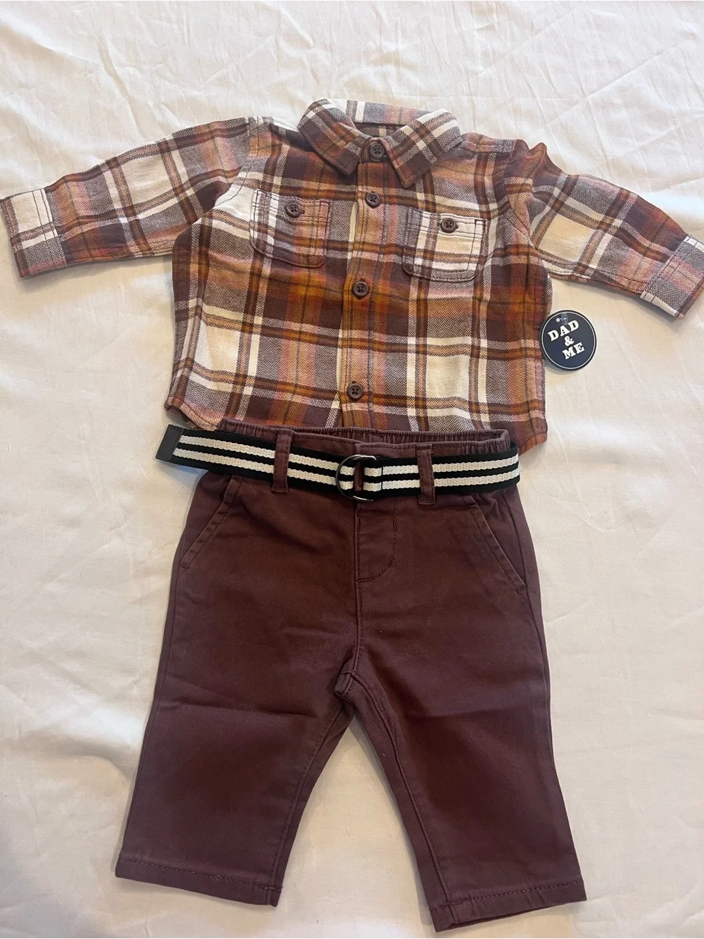 The Children's Place Brown Plaid Button-Down Shirt with Maroon Pants 0-3 mths